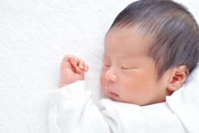 生む 絶妙 パース 赤ちゃん の 反り返り Hana Mochi Jp
